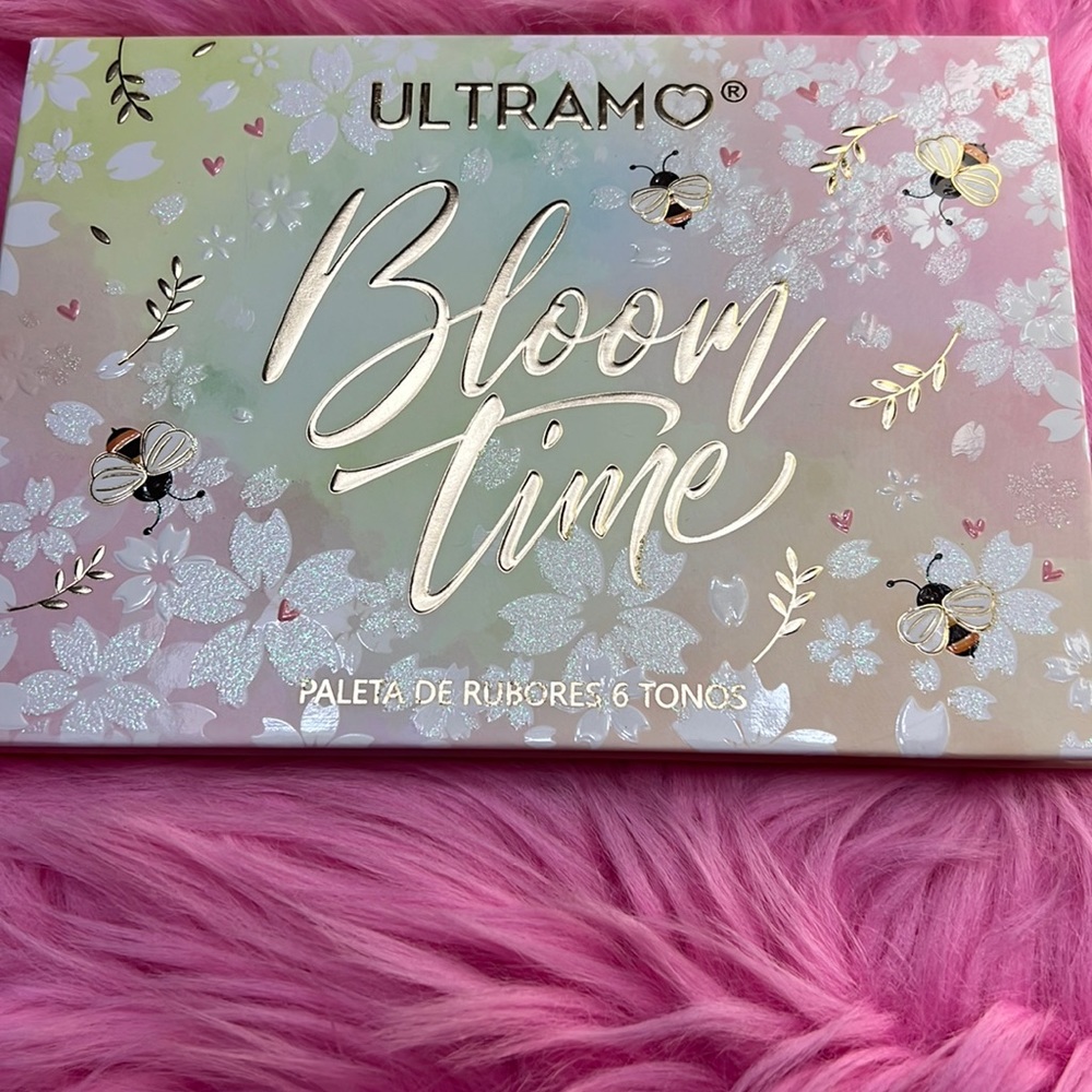 ULTRAMO BLOOM TIME BLUSH